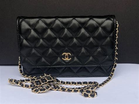 chanel brieftaschen|Chanel leather handbags.